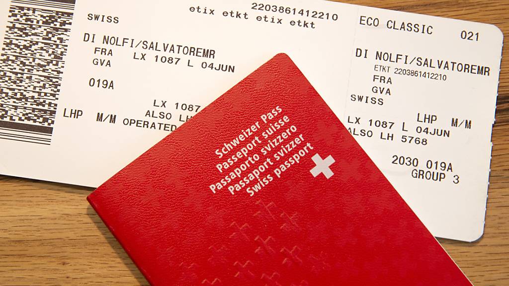 Wer mit dem roten Pass reisen können soll, sorgte im Ständerat einmal mehr für Grundsatzdiskussionen. (Symbolbild)