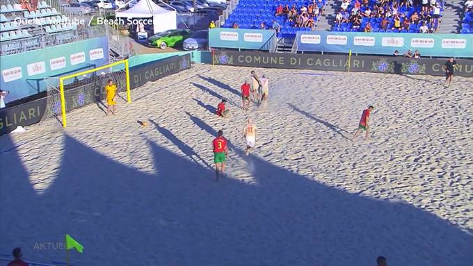 Europameister: Dank den Aargauer Torschützen gewinnen die Beachsoccer den Pokal
