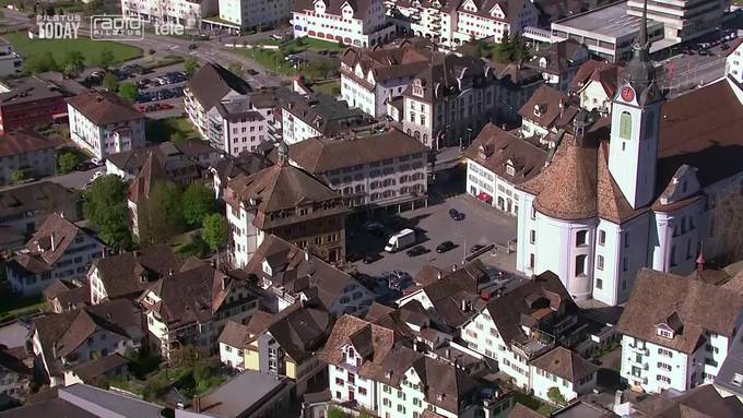 Kanton Zürich ärgert sich über Schwyzer Steuergeschenke