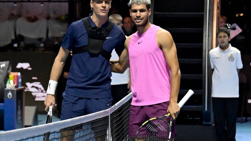 Einer der beiden wird das Jahr als Nummer 1 abschliessen: Jannik Sinner (li.) und Carlos Alcaraz