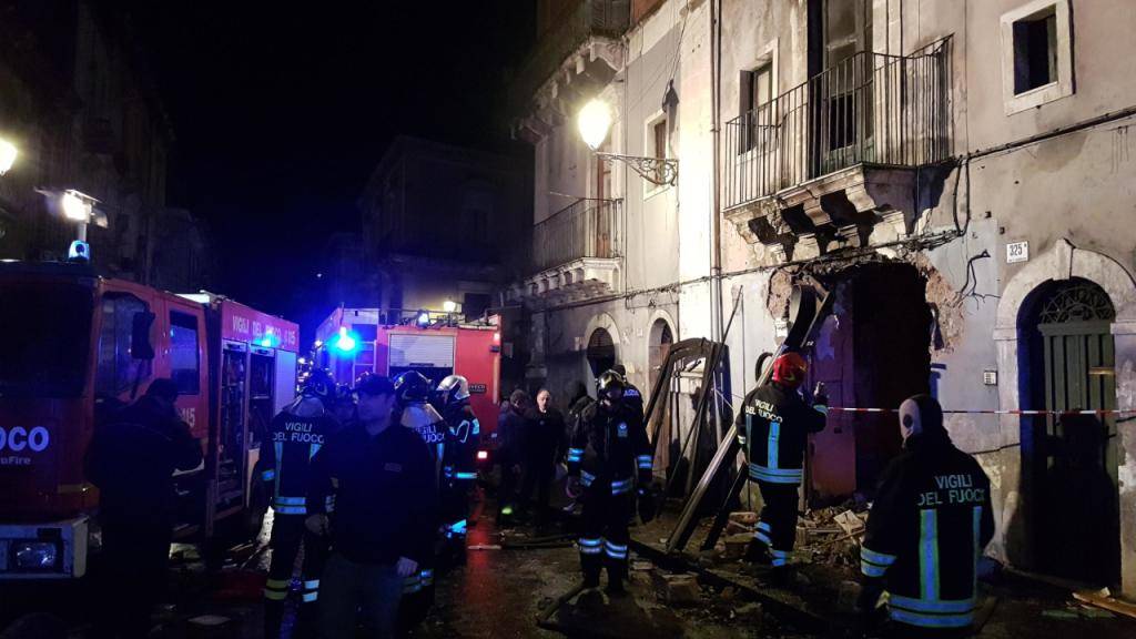 Das von der Gasexplosion betroffene Haus in der Hafenstadt Catania an der Ostküste Siziliens.