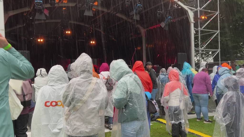 Badi-Openair Emmen im strömenden Regen