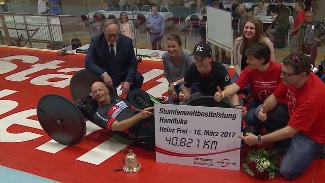 Heinz Frei stellt Handbike-Rekord auf