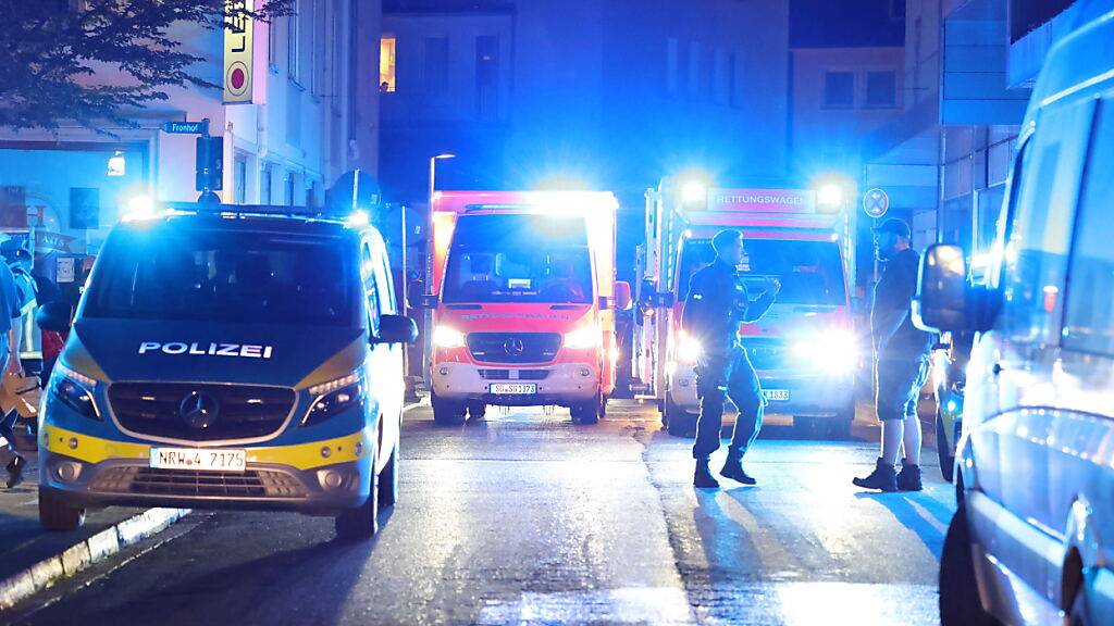 Drei Tote bei Anschlag mit Messer auf Solinger Stadtfest