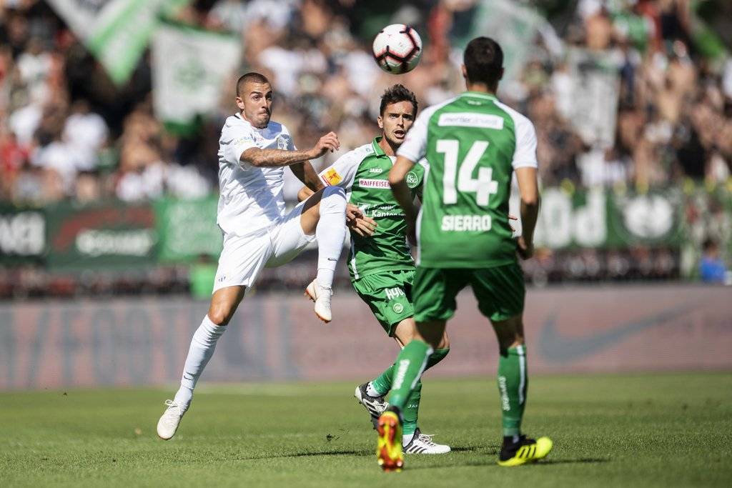 Am Sonntag um 16:00 Uhr ist der Anpfiff FC St.Gallen gegen den FC Luzern.