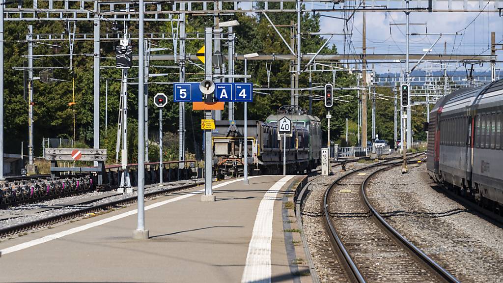 Tatort Bahnhof Morges - hier kam es am 30. August vergangenen Jahres zu den tödlichen Polizeischüssen auf einen Schwarzen aus dem Kanton Zürich.