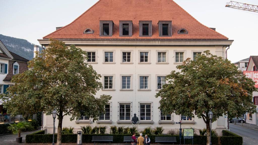 Der kantonsärztliche Dienst von Uri, Ob- und Nidwalden wird von Nidwalden aus arbeiten. Im Bild das Nidwaldner Regierungsgebäude. (Archivaufnahme)