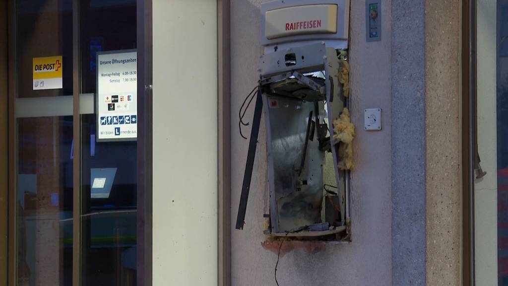 Wieder ein Raiffeisen-Bankomat gesprengt – Täterschaft auf der Flucht