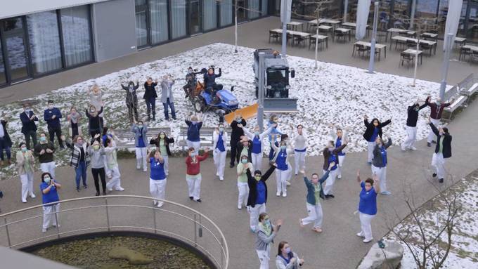 Pflegezentrum Süssbach meistert die “Jerusalema-Challenge”