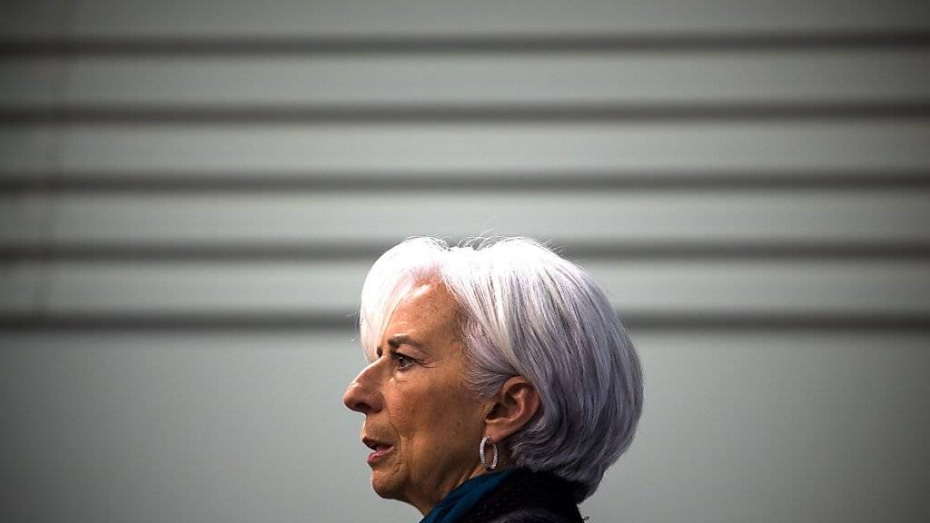 IWF-Chefin Christine Lagarde wird laut ihrem Anwalt beim Prozess gegen sie Mitte Dezember anwesend sein. (Archiv)