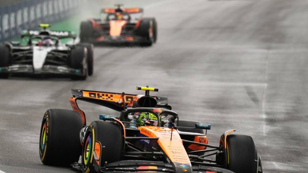 Lando Norris baut die WM-Führung dank seinem Sprint-Sieg und dem Crash von Oscar Piastri auf neun Punkte aus