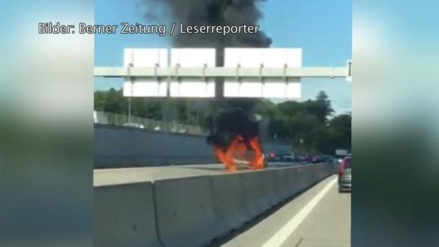 Handyfilmer blockieren Feuerwehr