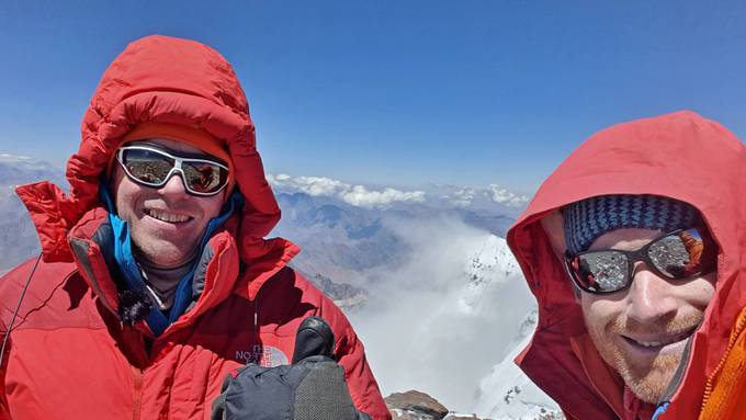 Zwei Schweizer besteigen den höchsten Berg Südamerikas