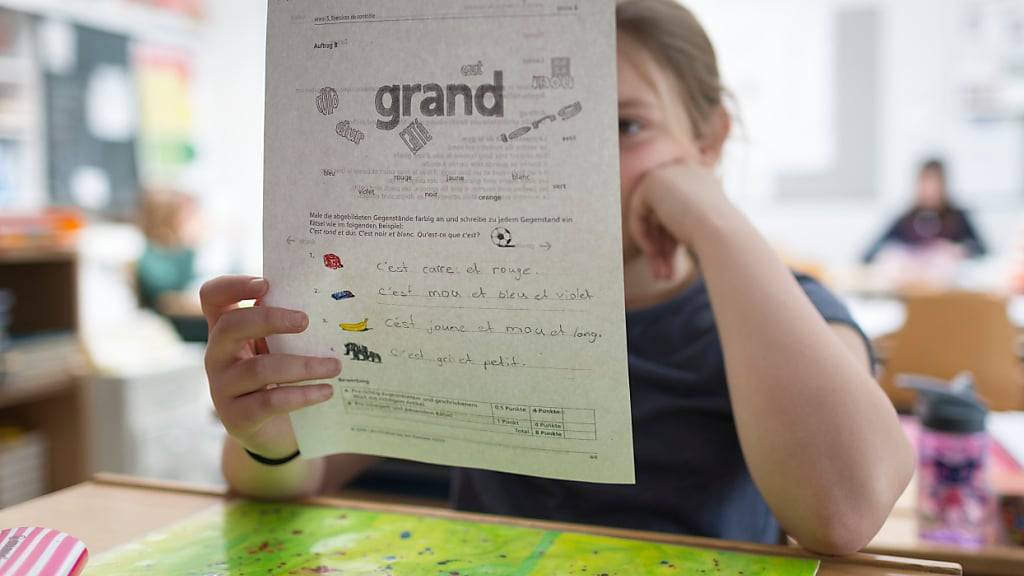 Im Kanton Schwyz soll das Unterrichten an der attraktiver werden. (Symbolbild)