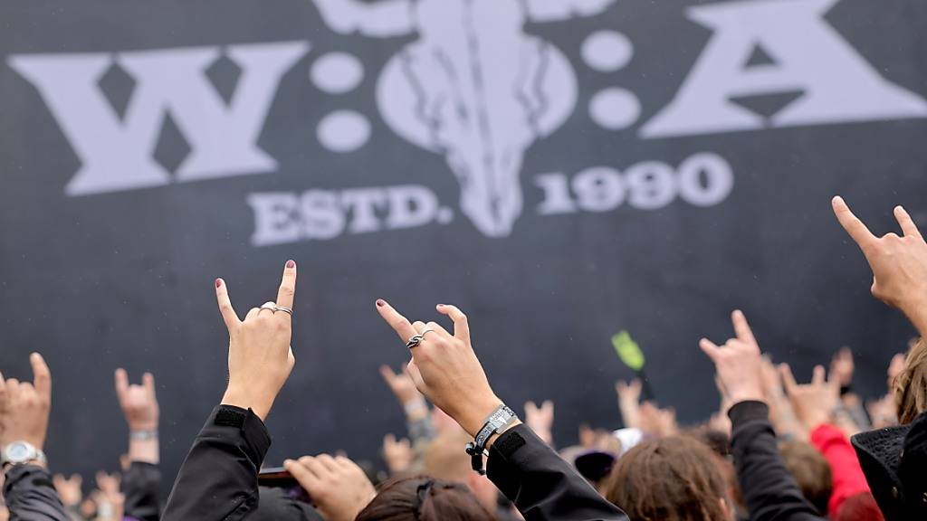 Die 33. Auflage des Heavy-Metal-Festivals im norddeutschen Wacken im kommenden Jahr ist knapp ein Jahr vor dem Start (31. Juli bis 3. August) bereits ausverkauft. Alle Tickets seien in neuer Rekordzeit von nur 4,5 Stunden restlos ausverkauft, teilten die Veranstalter mit. (Archivbild)