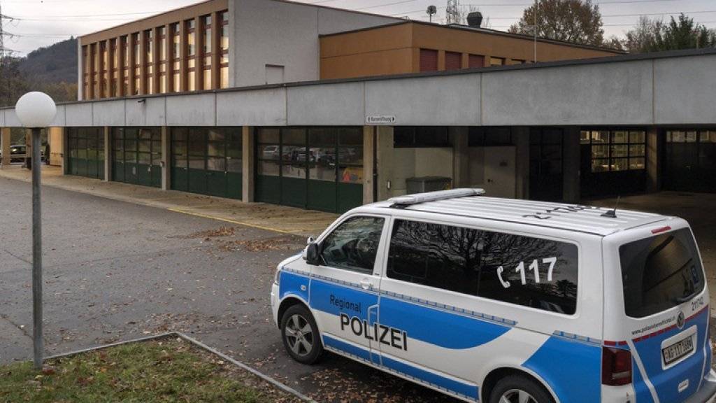 Der ASE-Betrugsprozess vor dem Bezirksgericht Laufenburg findet aus Platzgründen im Zivilschutz-Ausbildungszentrum in Eiken statt. (Archivbild)