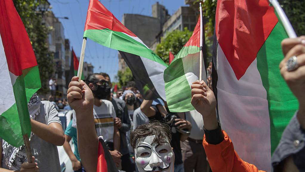 Palästinensische Protestanten bei einer Demonstration in Ramallah. 