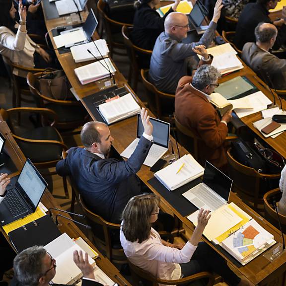 St.Galler Kantonsrat entscheidet über Steuersenkung und Olma-Hilfe
