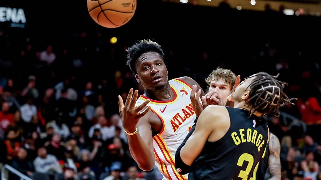 Clint Capela im Spiel gegen die Utah Jazz