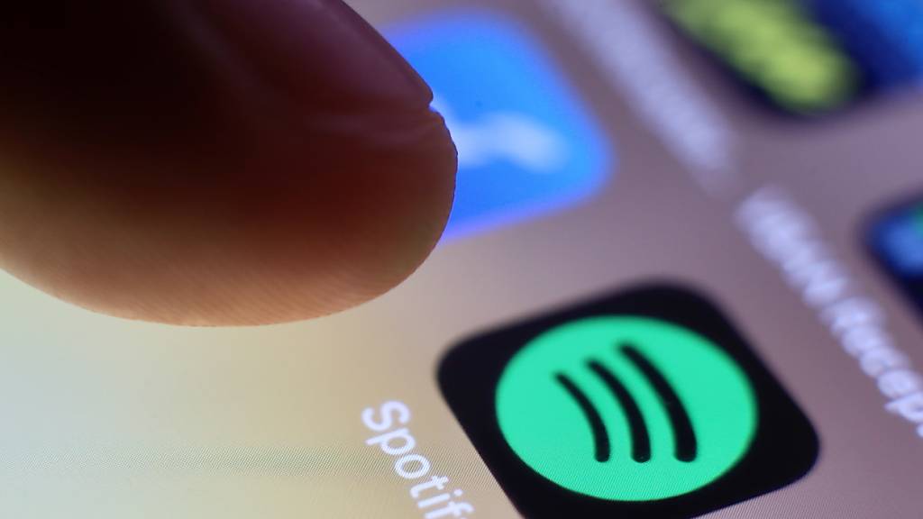 Der Streaming-Dienst Spotify hat insgesamt 626 Millionen aktive Nutzer, von denen 246 Millionen ein Abonnement abgeschlossen haben. (Archivbild)