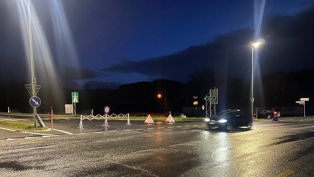 Unfall auf der A3 Richtung Chur – Autobahneinfahrt Wädenswil gesperrt