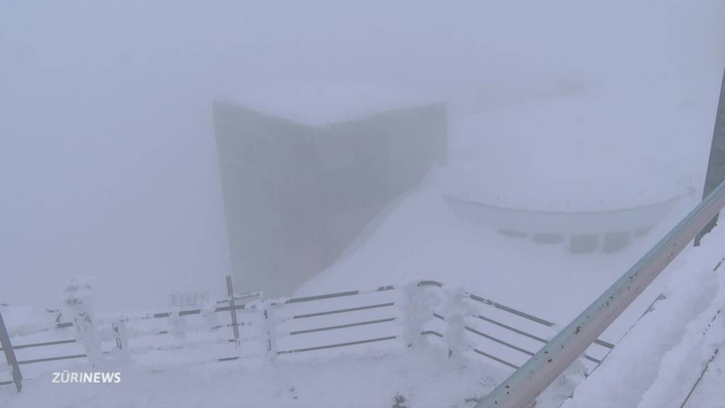 Grosse Schneemengen auf dem Säntis