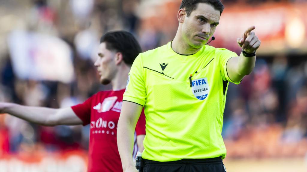 Nach dem Europa-League-Viertelfinal ein Champions-League-Halbfinal: Der baldige Schweizer WM-Schiedsrichter Sandro Schärer ist auch im Europacup gefragt