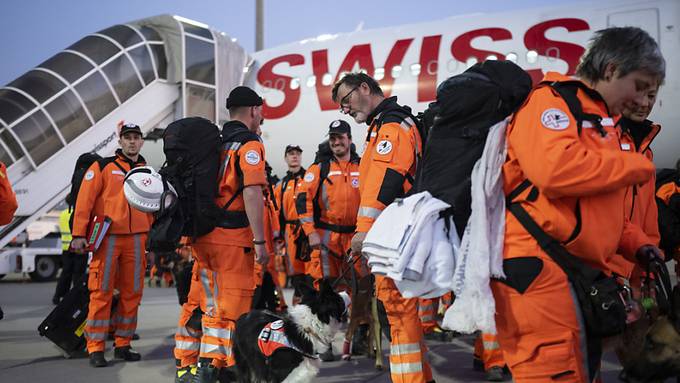 Rettungsspezialisten sind nach dem Einsatz zurück in der Schweiz