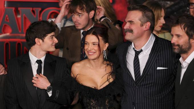 Harmonischer Auftritt der «Stranger Things»-Stars bei Premiere der finalen Staffel