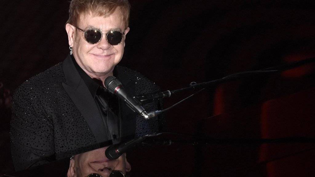 Elton John sammelt seit Jahrzehnten Kunstfotografien. Nun stellt er eine Auswahl seiner Sammlung dem Museum Tate Modern in London zur Verfügung (Archiv)