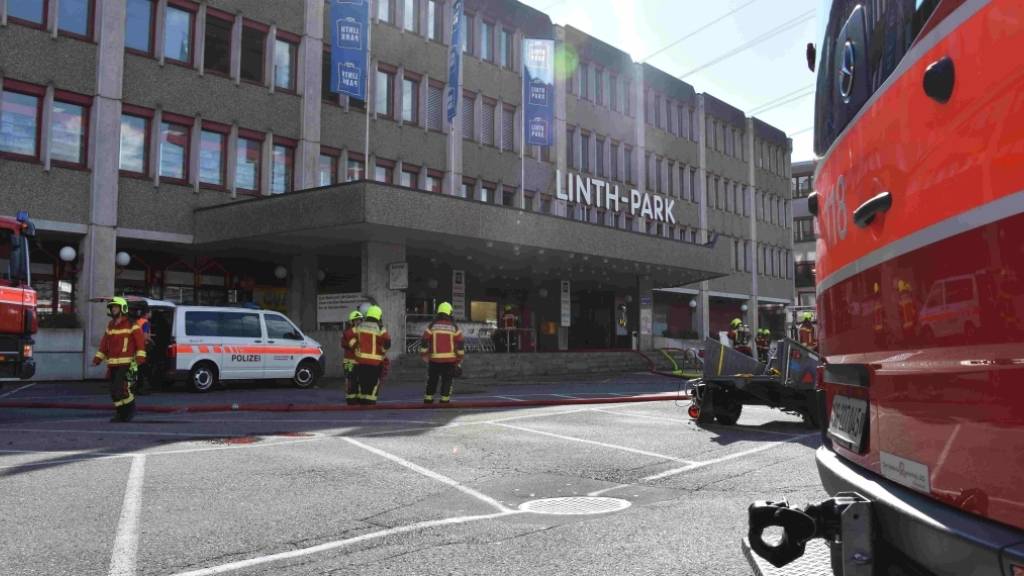 Brand In Einkaufszentrum – Niemand Verletzt | FM1Today