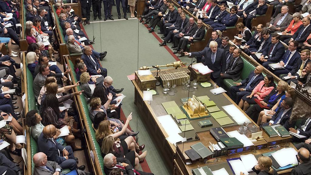 Die Gegner eines ungeordneten EU-Austritts im britischen Parlament haben Premierminister Boris Johnson eine erneute Niederlage bereitet.