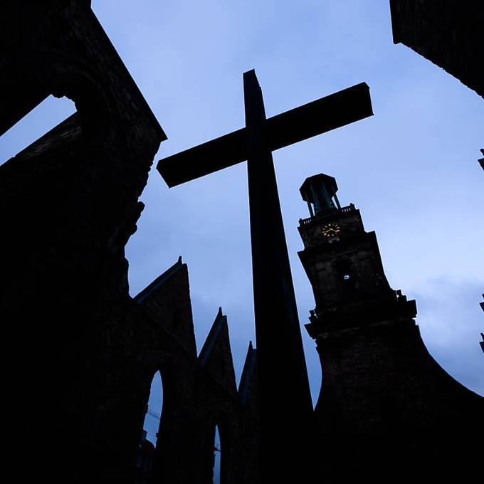 Berner Regierung will Gelder an katholische Kirche nicht sistieren