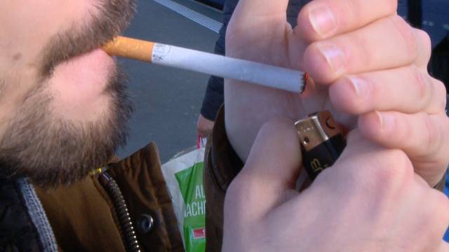 Rauchen ab 18: Auch Jugendliche dafür