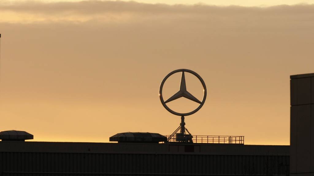 Auch der deutsche Autobauer Mercedes-Benz steigt in das Geschäft mit Robotaxis ein. Dabei spannt der Konzern mit dem chinesischen Softwareunternehmen Momenta zusammn.(Symbolbil)