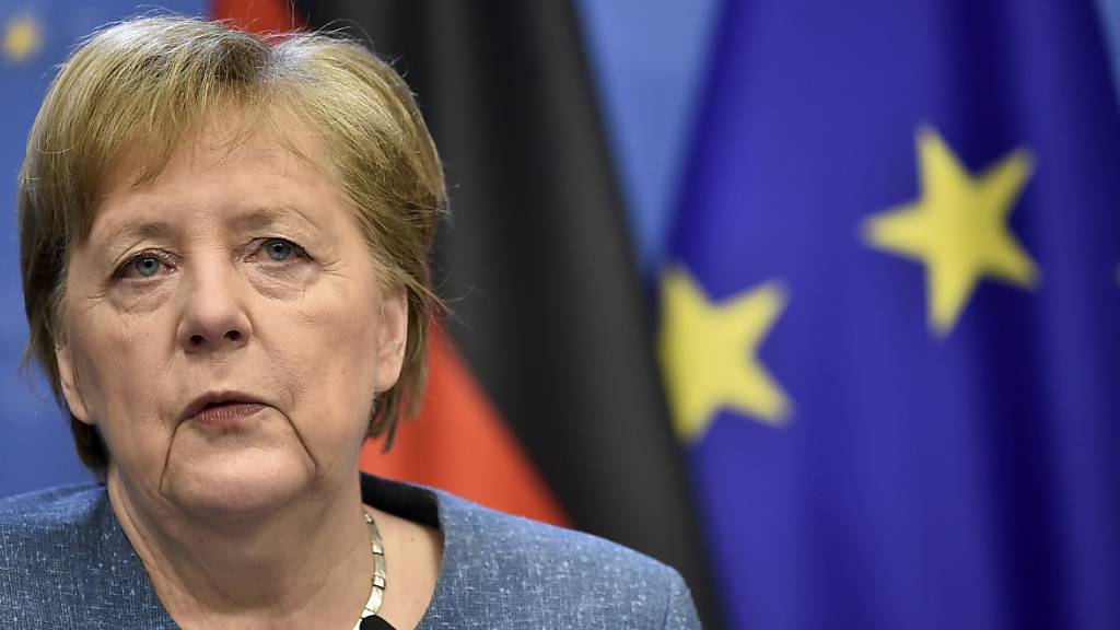 dpatopbilder - Bundeskanzlerin Angela Merkel spricht bei einer Pressekonferenz zum Abschluss des zweiten Tages des EU-Sondergipfels. Foto: John Thys/Pool AFP/AP/dpa Foto: John Thys/Pool AFP/AP/dpa