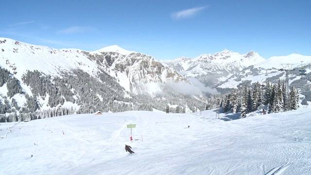 Zwischenbilanz in Skigebieten