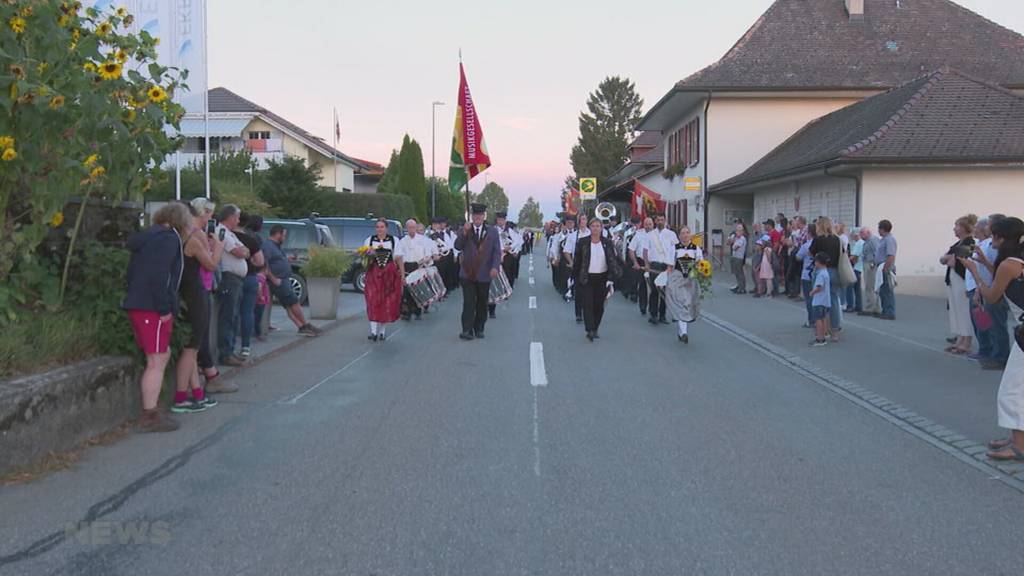 Rüeggisberg feiert seine Schwingerkönigin