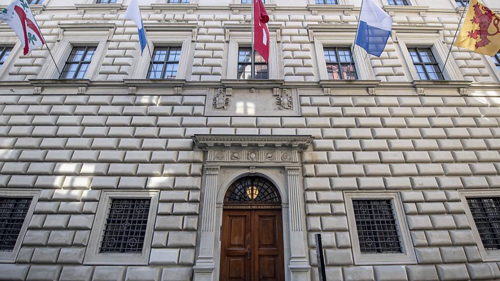 Das Luzerner Regierungsgebäude am Tag der kantonalen Wahlen 2019: das Parlament will, dass auch bei den kommenden Wahlen die Parteien Listenverbindungen eingehen können.