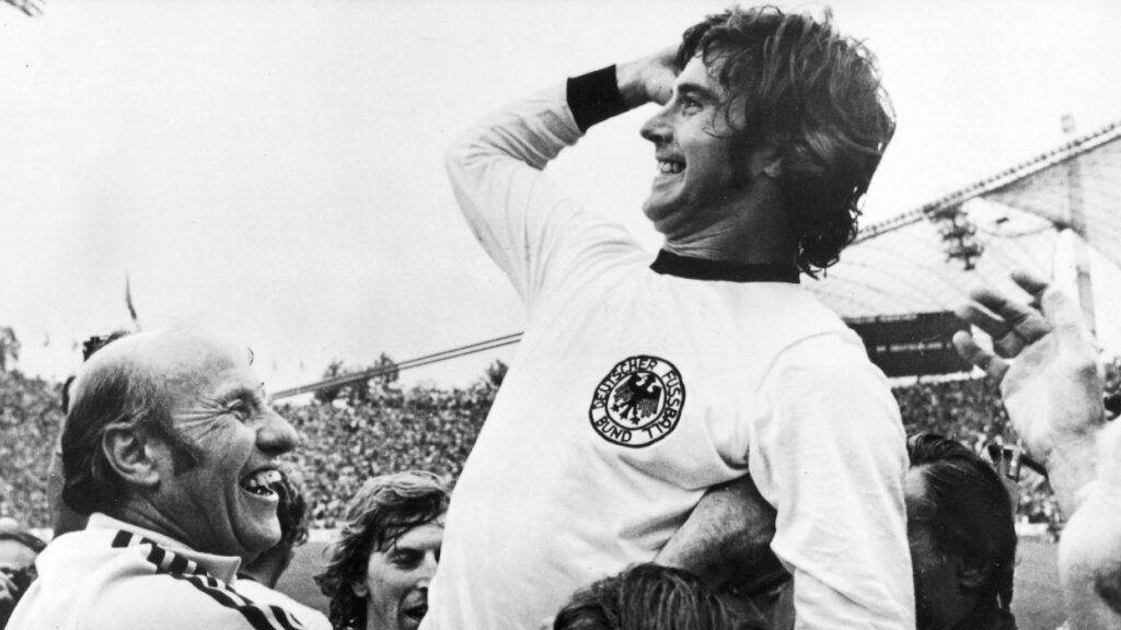 Gerd Müller schoss unter anderem das 2:1-Siegtor im WM-Final 1974 in München