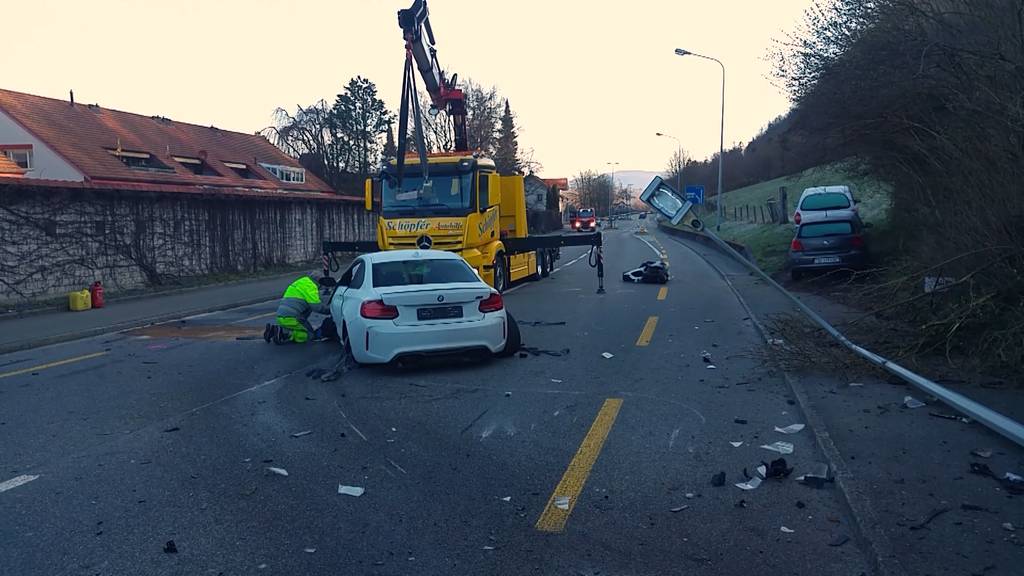 20-jähriger Autolenker verunfallt in Schönenwerd