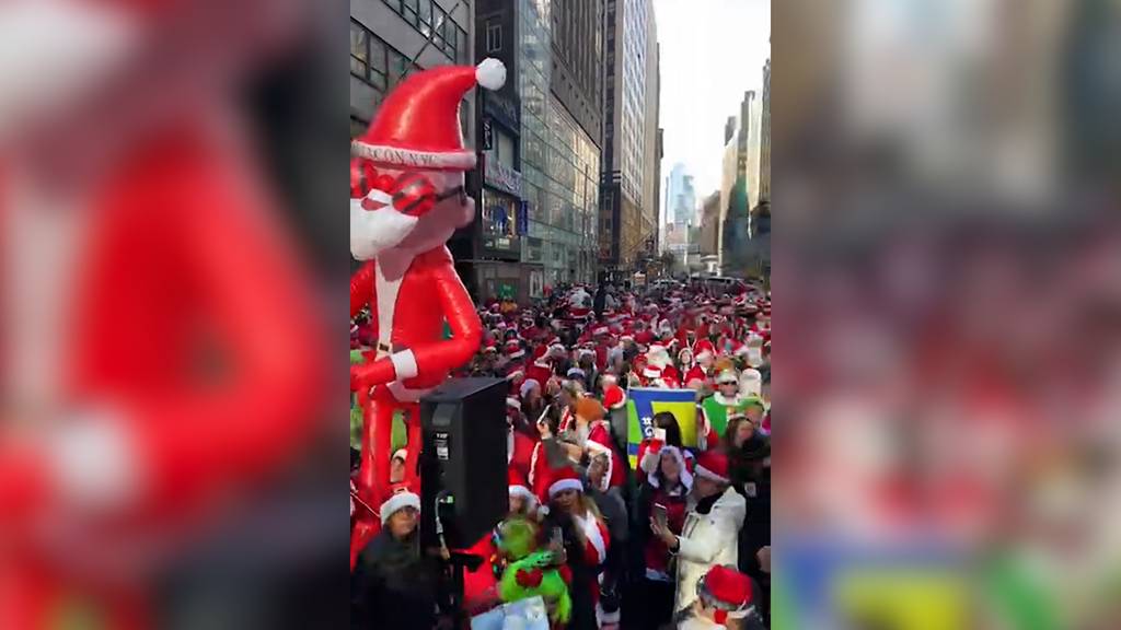 «Santacon» in New York – Weihnachtsmänner auf Pub-Crawl