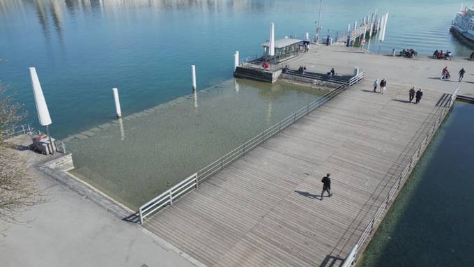 Bühne im Wasser am Luzern Live
