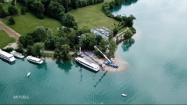 Hallwiller-Seeschiff endlich im Wasser