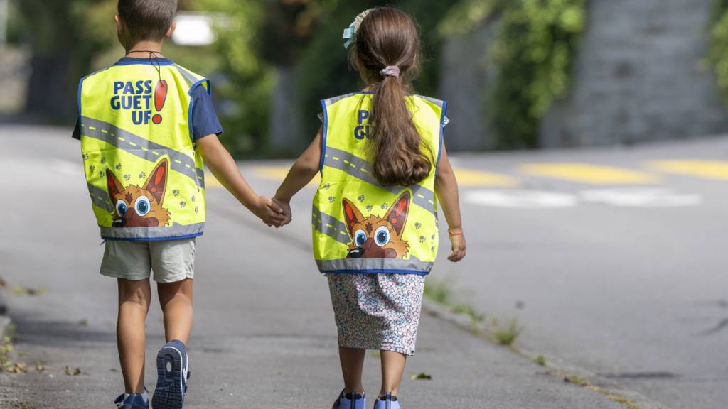 Kinder sollen unabhängig von ihren Deutschkenntnissen zusammen in die Schule gehen. (Symbobild)