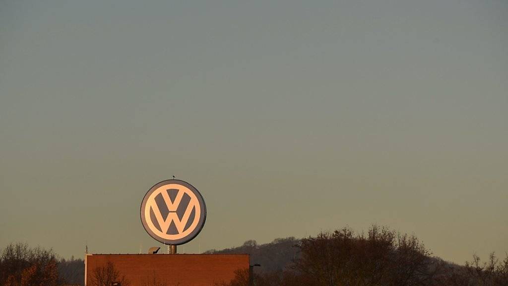 1500 bis 2000 Schweizer Autobesitzer haben im Zusammenhang mit der Abgas-Manipulation im VW-Konzern eine Strafanzeige eingereicht. (Symbolbild)