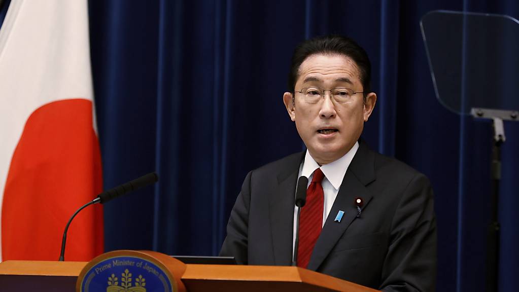 Fumio Kishida, Premierminister von Japan, spricht während einer Medienkonferenz in seiner offiziellen Residenz in Tokio.