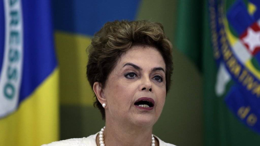 Brasiliens Präsidentin Dilma Rousseff ruft sämtliche Brasilianer zum Kapf gegen das Zika-Virus auf. (Archiv)