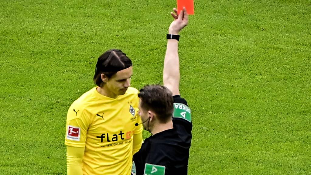 Zwei Spiele gesperrt nach Platzverweis: Der Schweizer Torhüter Yann Sommer fehlt bei Borussia Mönchengladbach