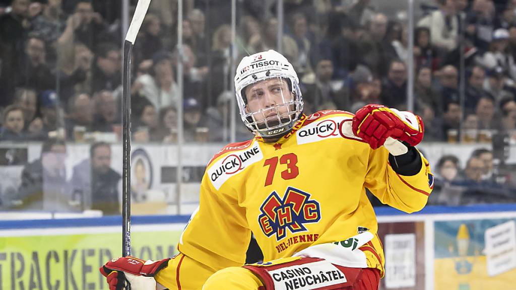 Der Bieler Stürmer Mike Künzle trägt ab der nächsten Saison das Dress des EV Zug